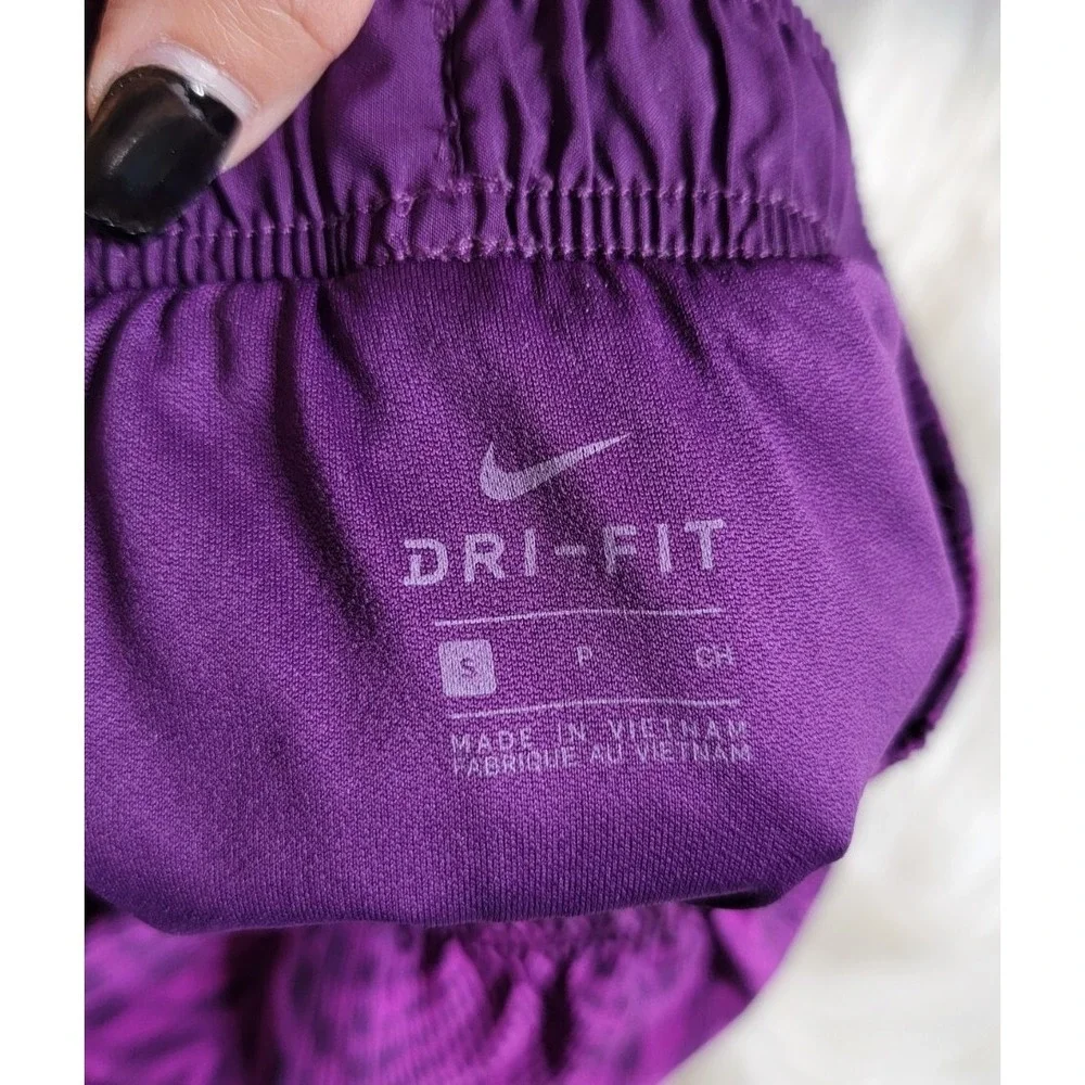 Nike Tempo Lined Running Athletic Shorts Women's Size Small Purple